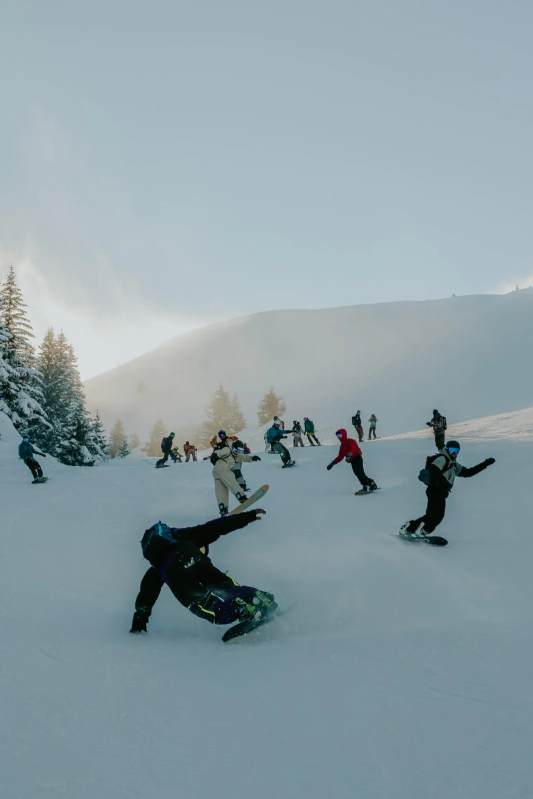 RAW.MOUNTAIN basecamp — lodge, après & mountain life
